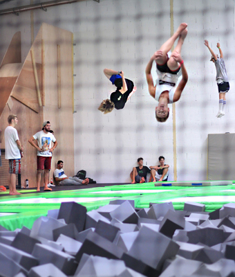 Salle de trampoline trampolin park